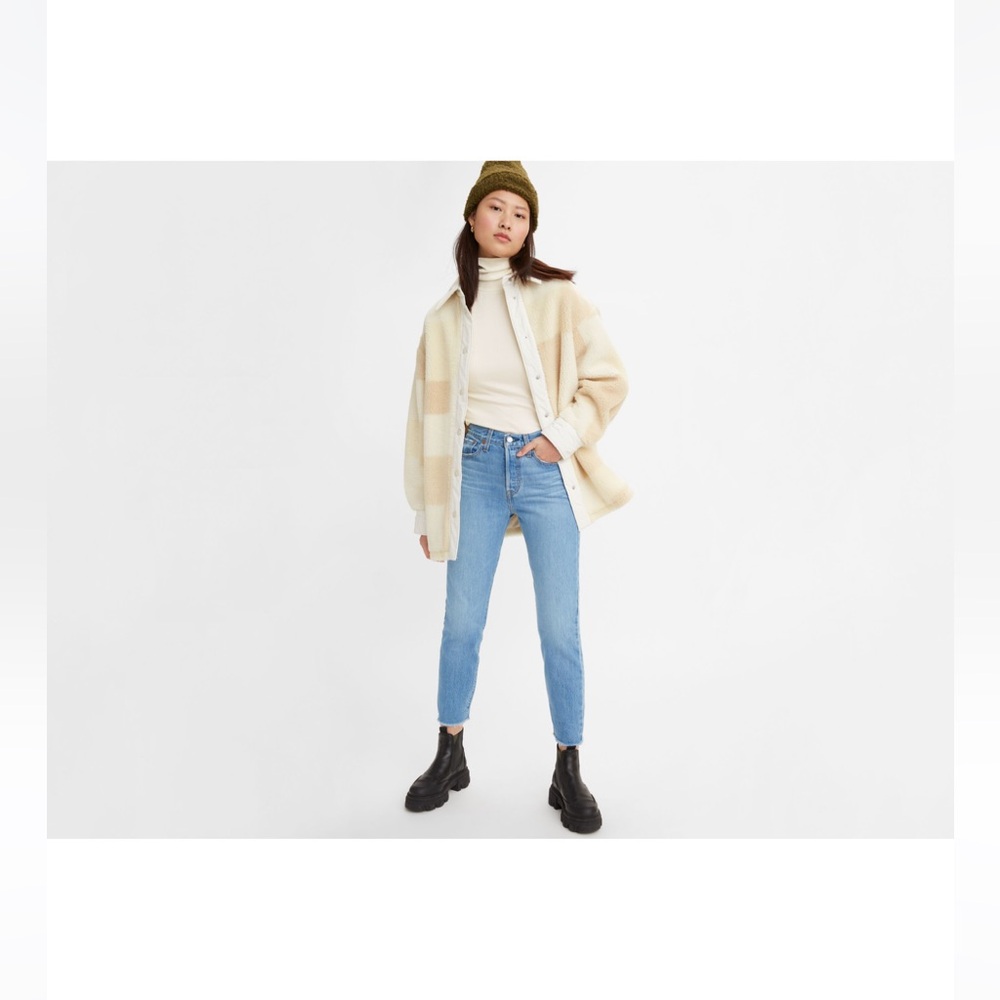 Levi's Women’s Wedgie Icon Fit Ankle Jeans